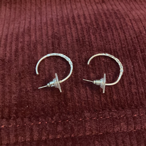 Set of 3 hoops - 1 pink & 2 silver - Picture 9 of 9